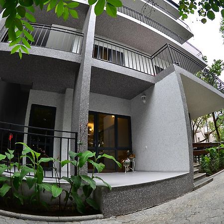 Hotel Gori Кобулети Екстериор снимка