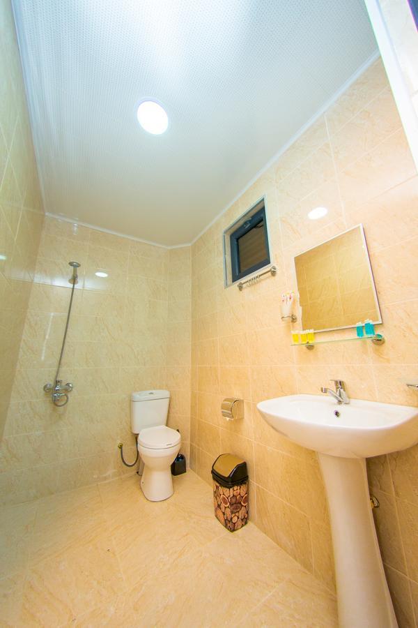 Hotel Gori Кобулети Екстериор снимка