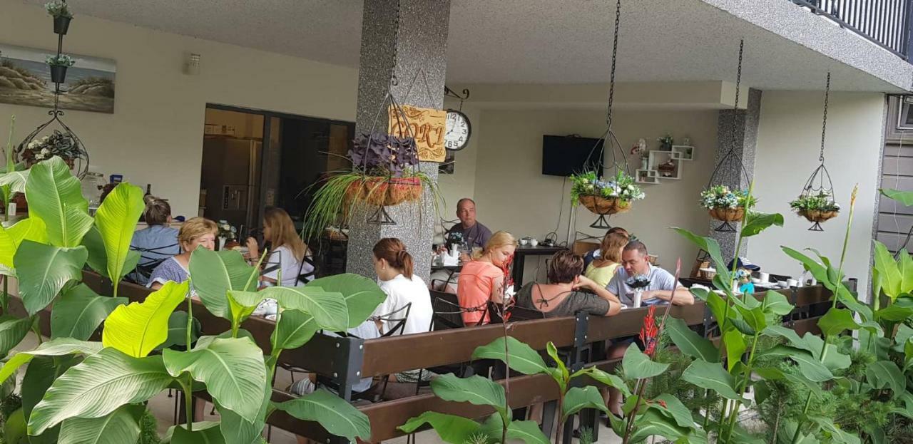 Hotel Gori Кобулети Екстериор снимка